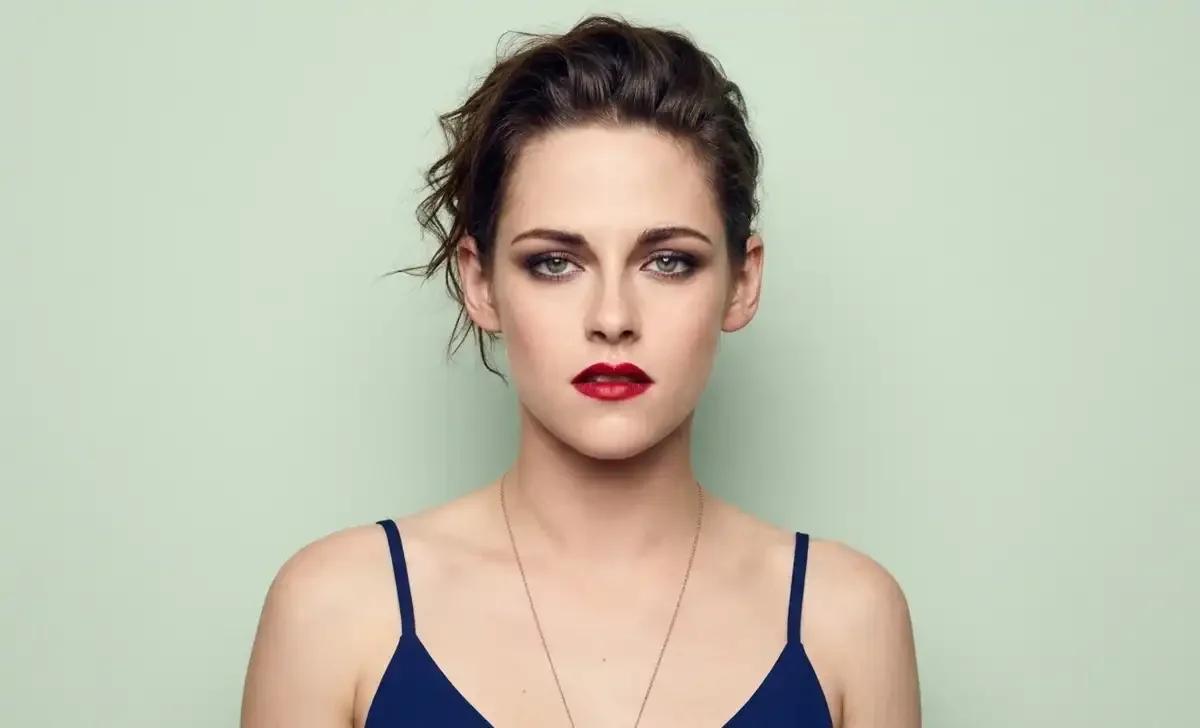 Featured image for Kristen Stewart Net Worth in 2026: How She Built Her Fortune From Twilight to Cannes