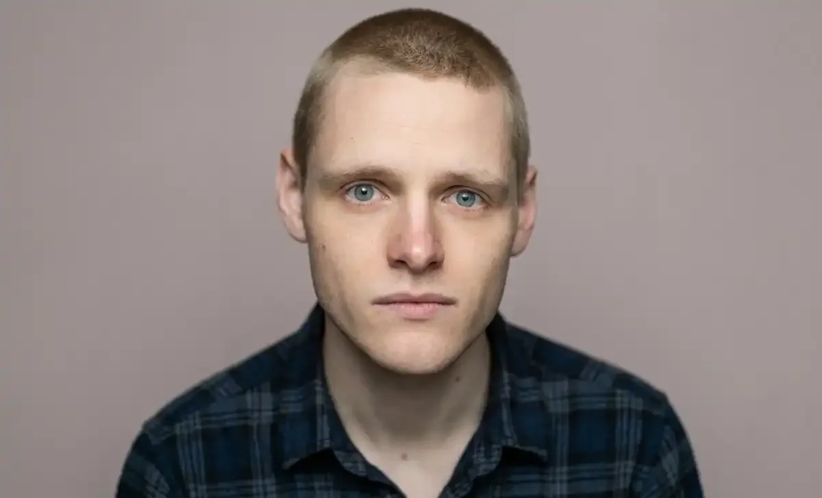Featured image for Lewis Gribben: The Scottish Actor Behind Somewhere Boy, Black Mirror, and Blade Runner 2099