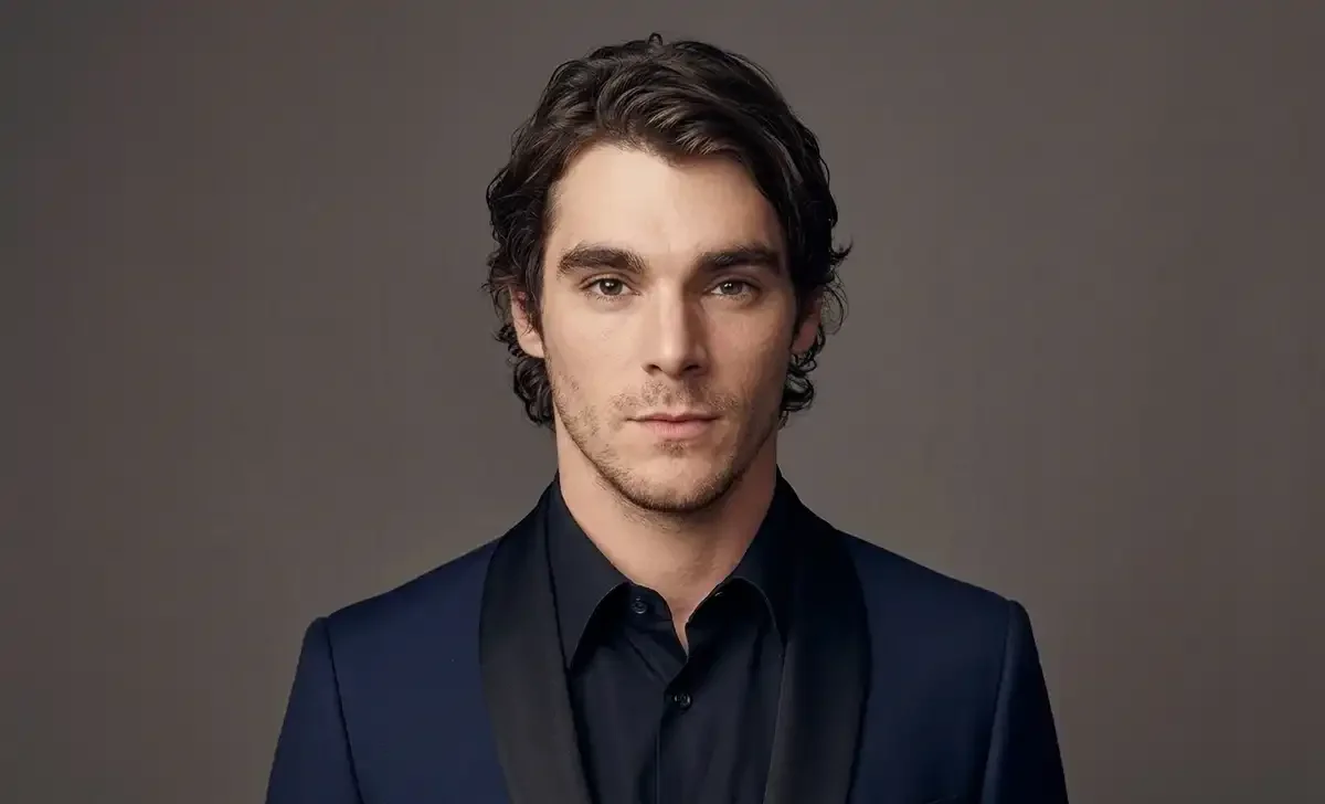 Featured image for RJ Mitte Cause of Death: What We Know So Far